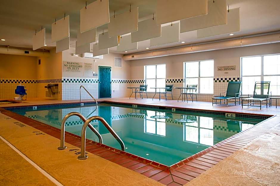 Country Inn & Suites by Radisson, Effingham, IL