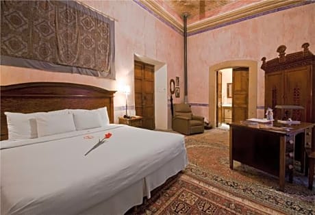 Junior Suite King Size Bed