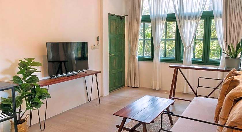 Big Tree Boutique Hotel