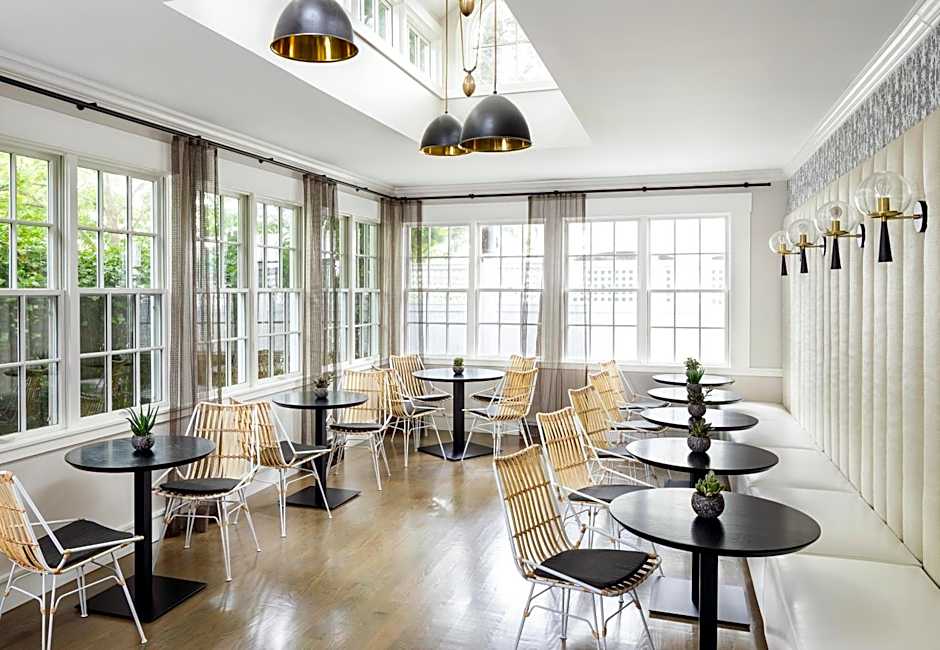The Richard, The Edgartown Collection