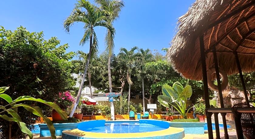Hotel y Bungalows Acuario