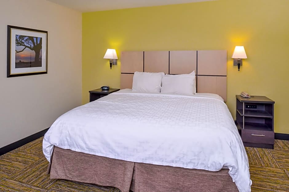 Candlewood Suites Plano North By IHG