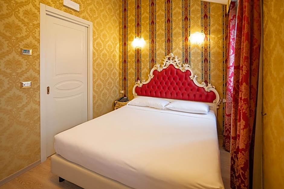 Duomo Boutique Hotel