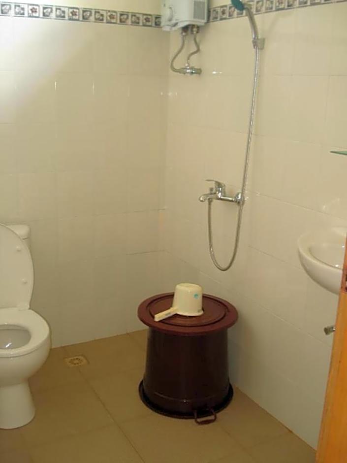 Lembah Rinjani Villa & Resto Syariah by ecommerceloka