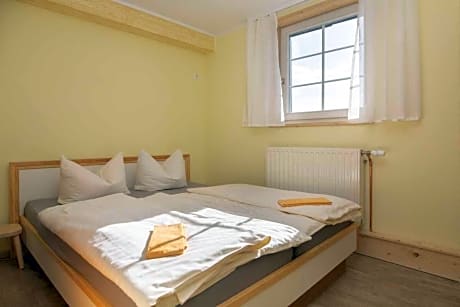 Doppelzimmer-Einfach-Eigenes Badezimmer-Bergblick