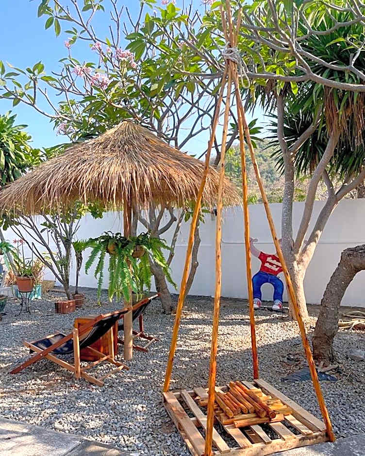 Wilailak Bungalows @ Koh Si Chang