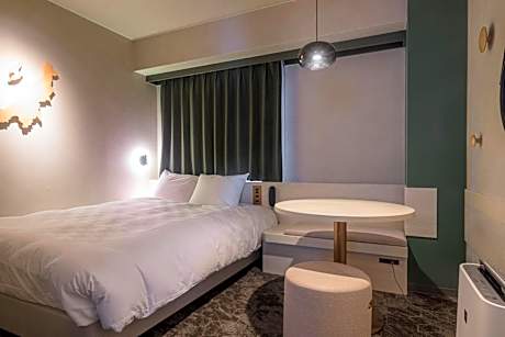 Single Room with desk - Non-Smoking