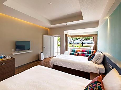 Beach Side Room