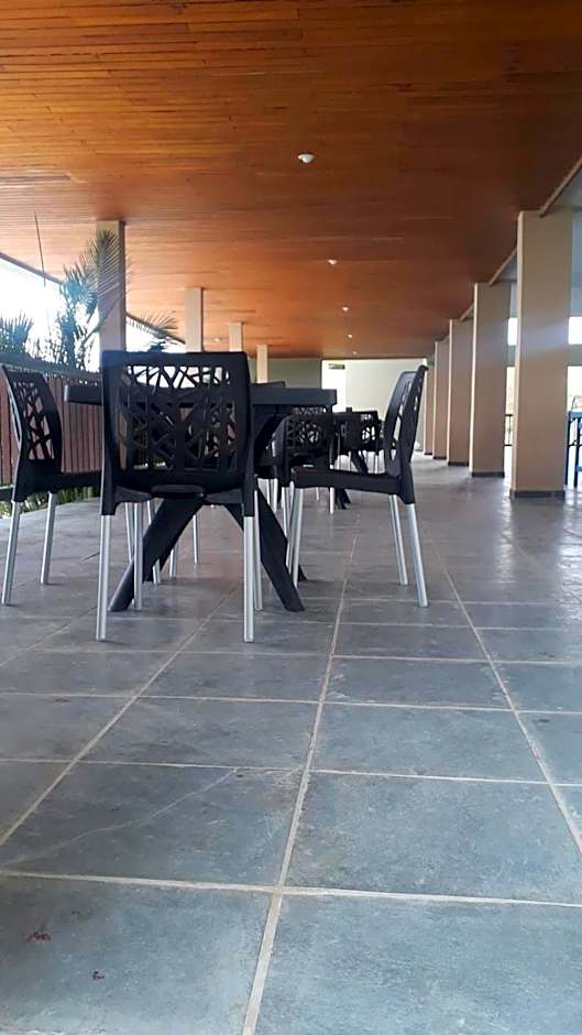 FLAT VILLA MONTE CASTELO