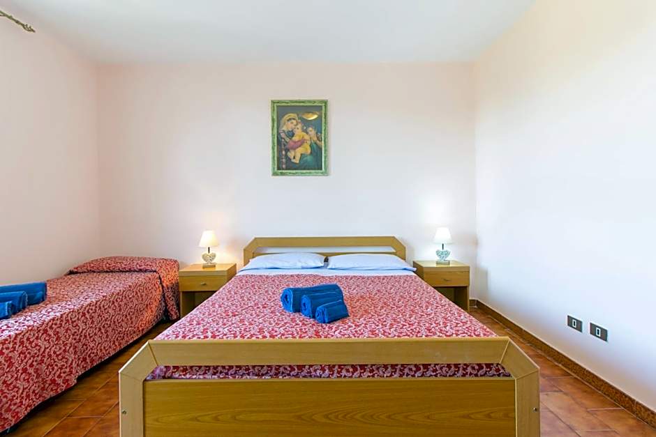 Appartamenti in Villa con ampio giardino esterno