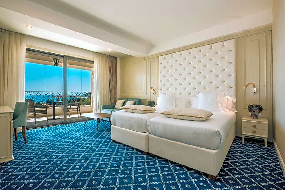 Photo 1 of 6 of Sea View