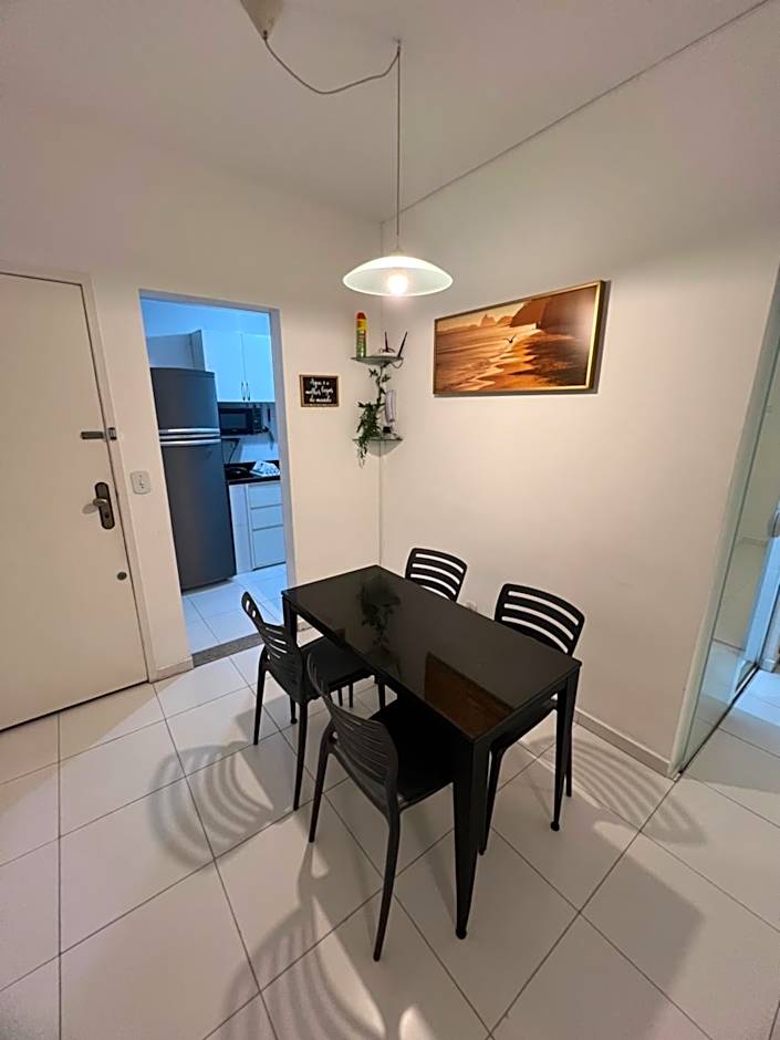 Apartamento Cabo Frio Praia do Forte pé na areia