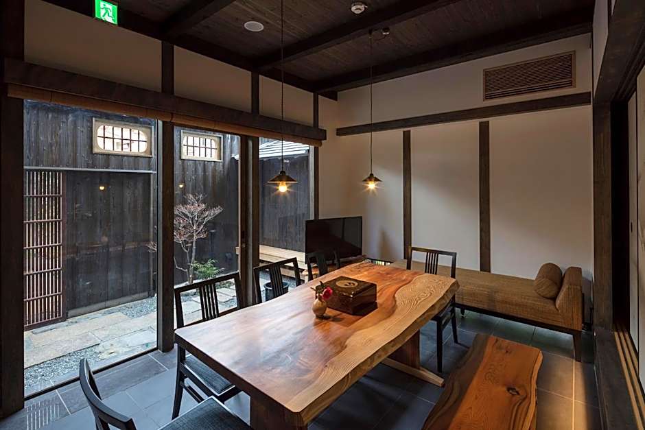 Yoitsubaki Machiya House