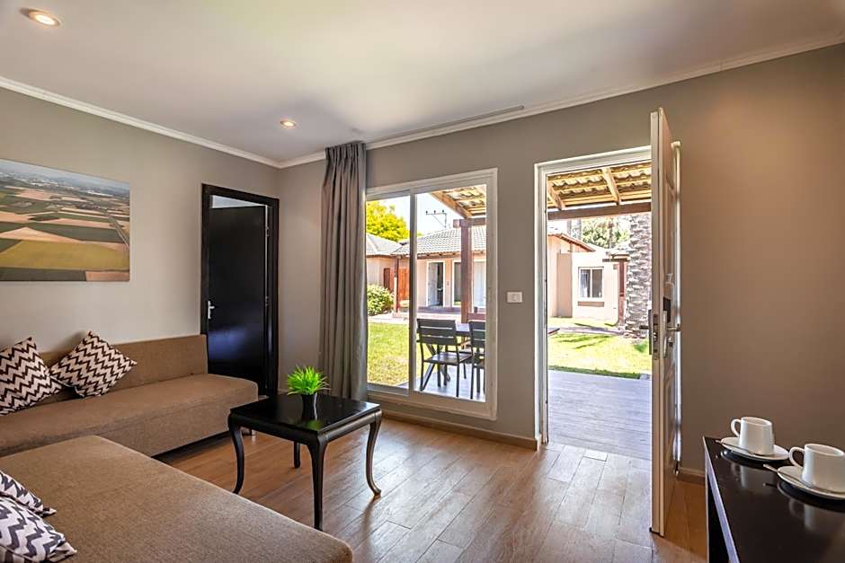 Daria- Authentic Israeli Experience