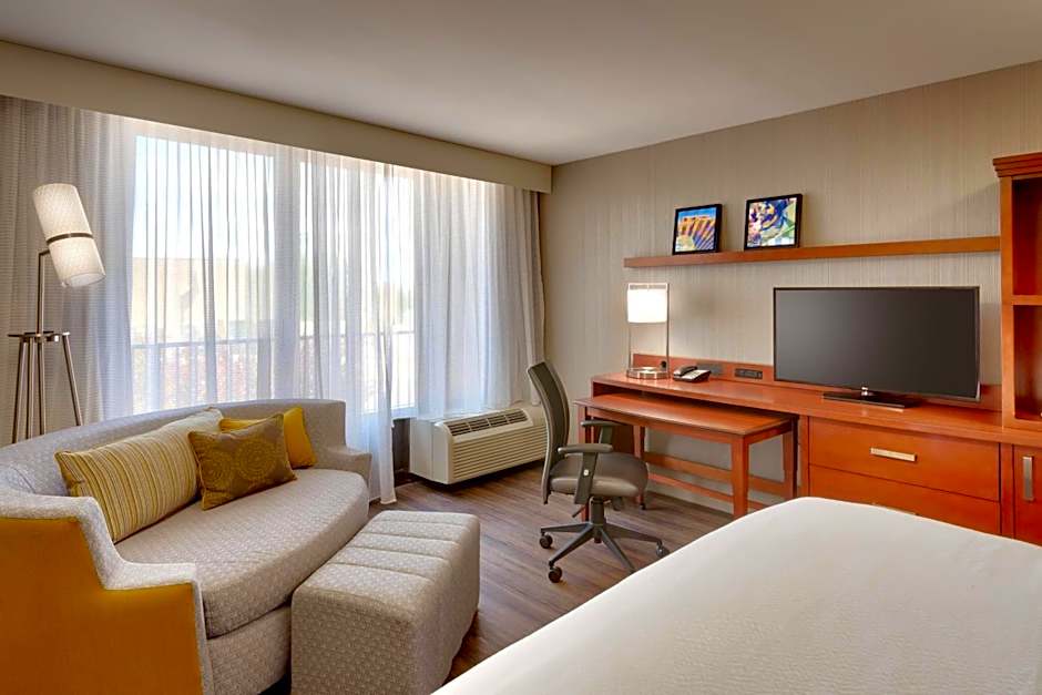 Courtyard by Marriott Albuquerque