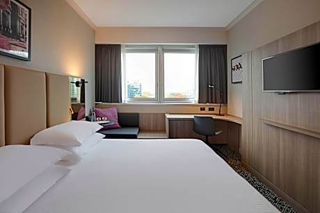 Standard Twin Room with Two Twin Beds
