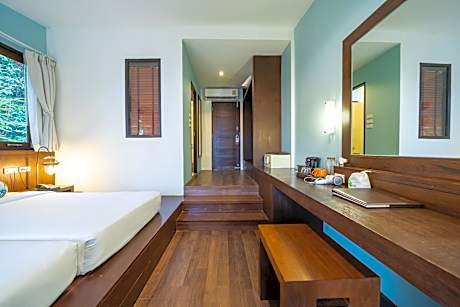 Deluxe Hillside Double Room