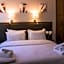 Trigrad Hotel