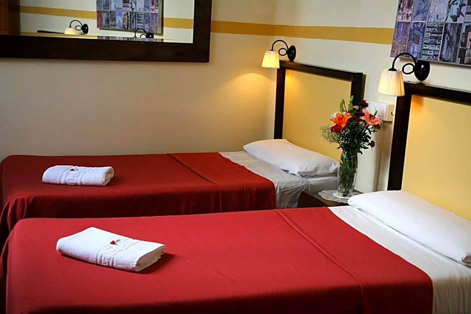 Photo 1 of 4 of 1 Double Bed or 2 Beds