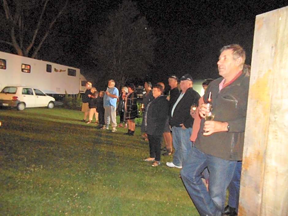 Glenavys Waitaki River Motor Camp