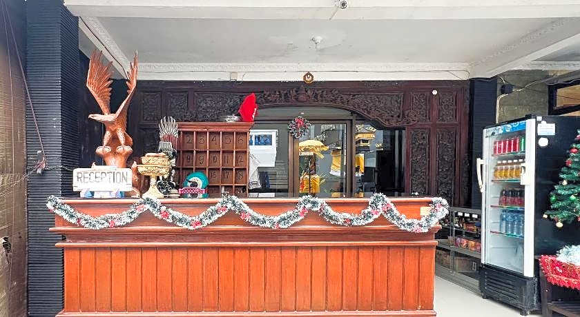 Mahendra Beach Inn