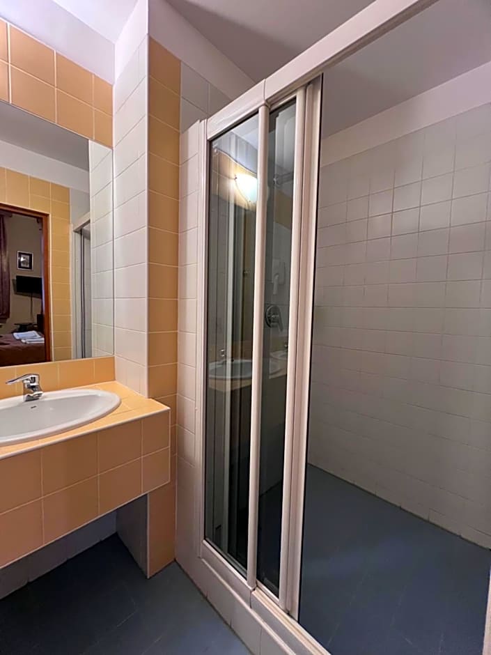 Hotel Alef