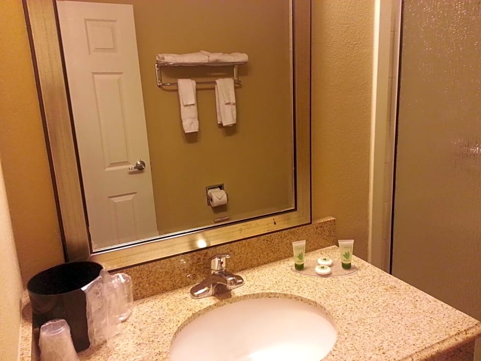 Howard Johnson by Wyndham Odessa TX