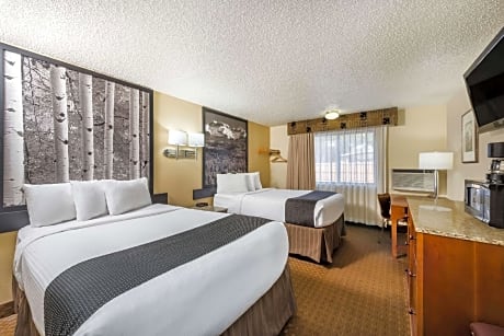 Double Room with Two Double Beds - Non-Smoking