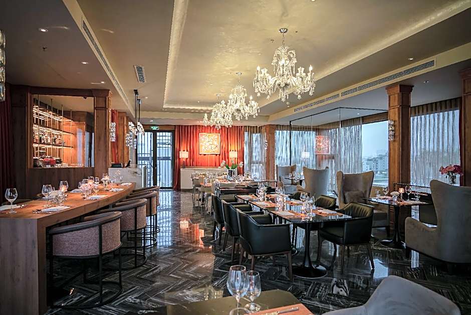 Le Jardin Hotel Haute Couture 