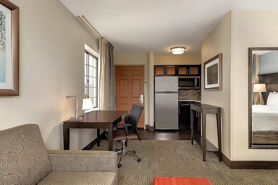 Staybridge Suites Chantilly Dulles Airport By IHG