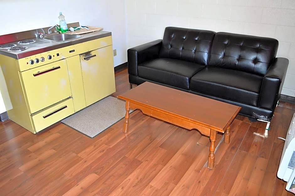 A1 Motel And Campground