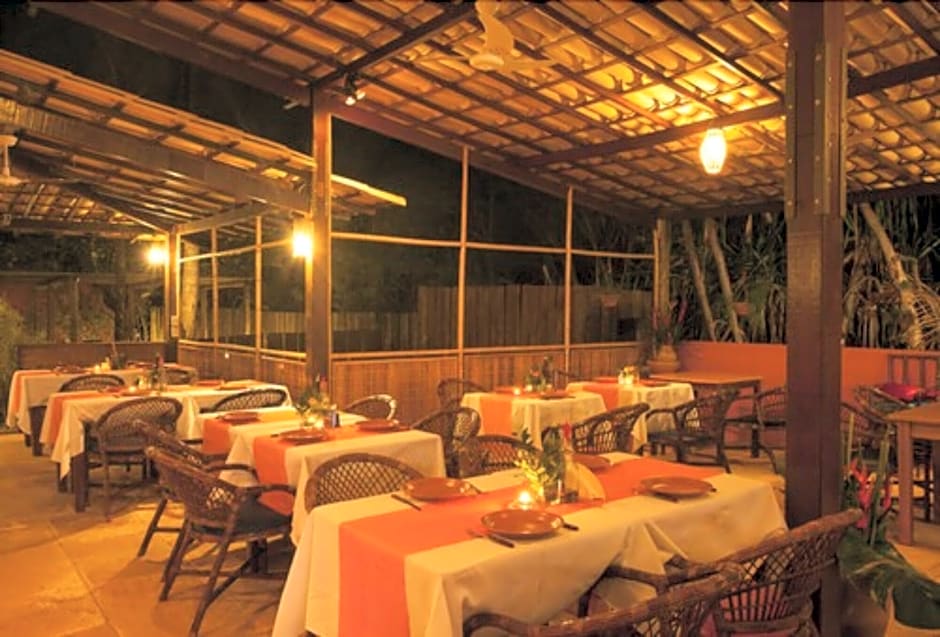 Pousada Praia das Ondas - Pe  na areia