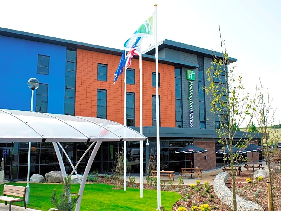 Holiday Inn Express Dunstable By IHG