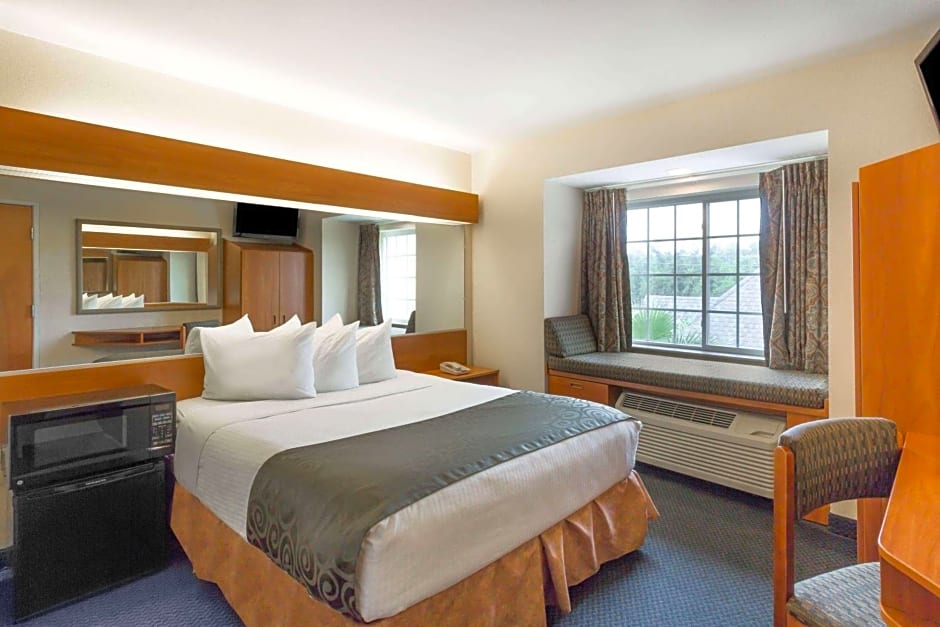 Microtel Inn & Suites by Wyndham of Houma