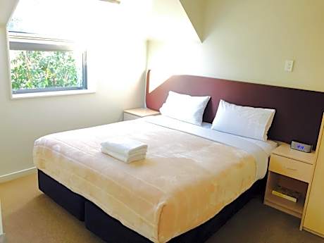 One-Bedroom Apartment with Spa Bath