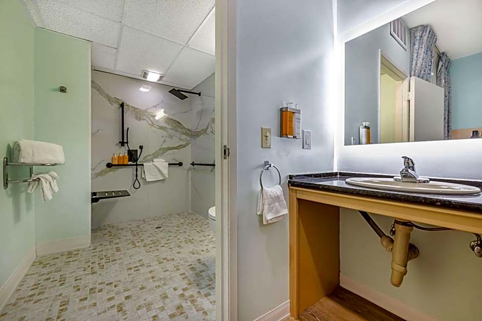 Quality Suites Downtown San Luis Obispo