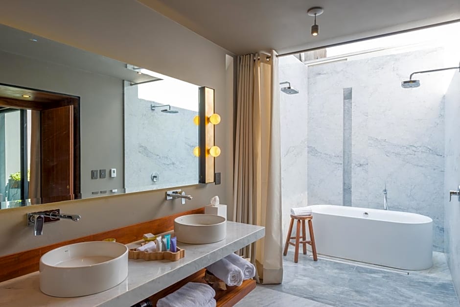 Dos Casas Hotel & Spa