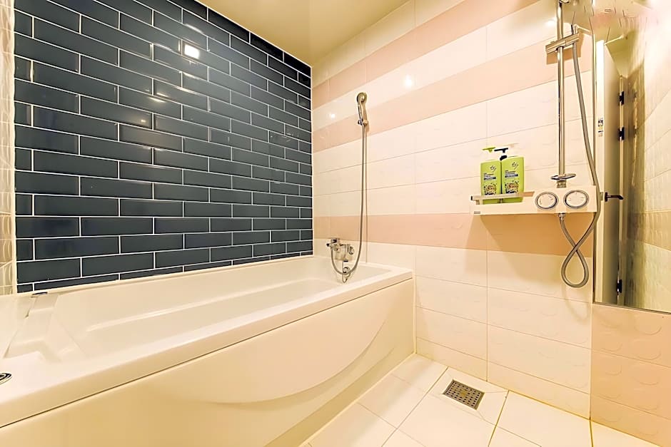 Hwaseong (Hyangnam) elga tourist hotel
