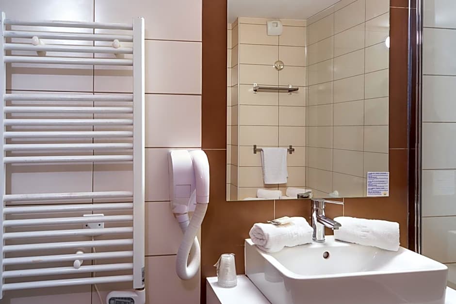 SOWELL RESIDENCES New Chastillon