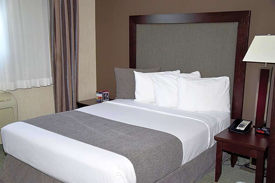 Coast Lethbridge Hotel & Conference Centre