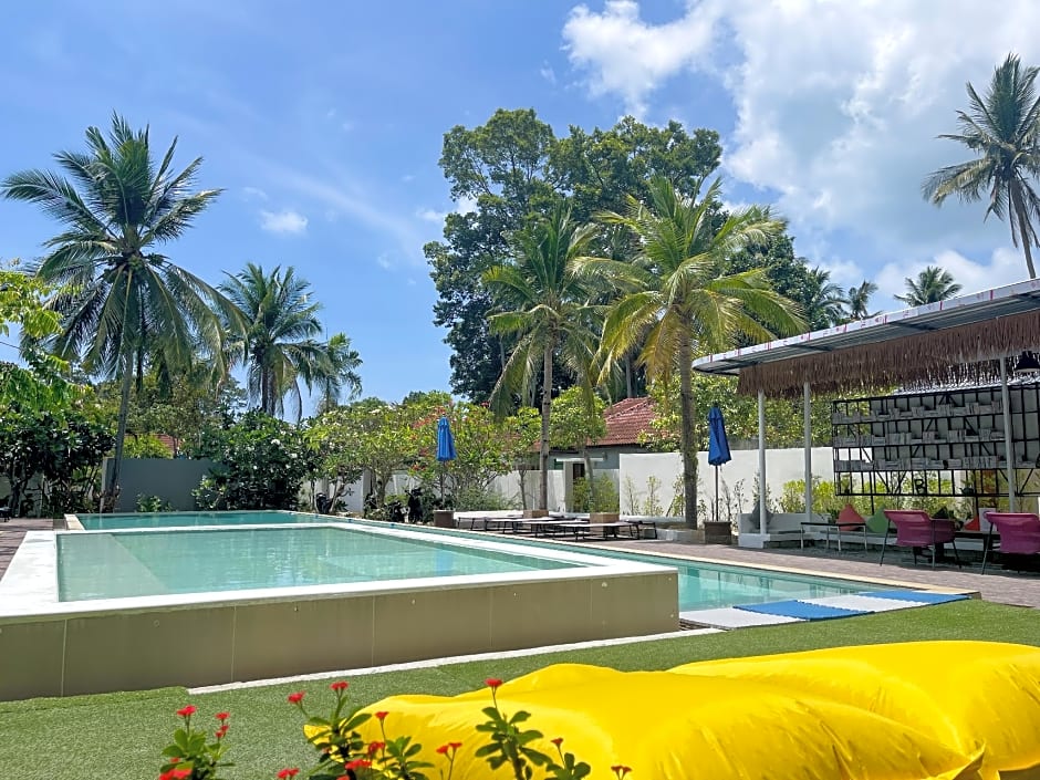The Living Pool Villas