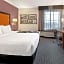 La Quinta Inn & Suites by Wyndham Naples East - I-75
