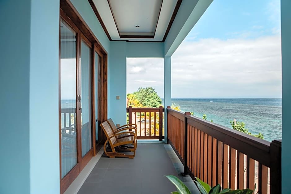 Blue Harbor Beachfront Villas & Resto