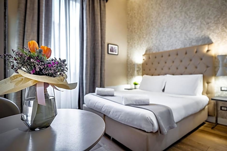Martelli 6 Suite & Apartments