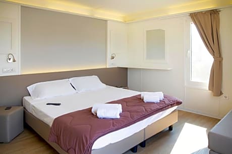 One-Bedroom Bungalow