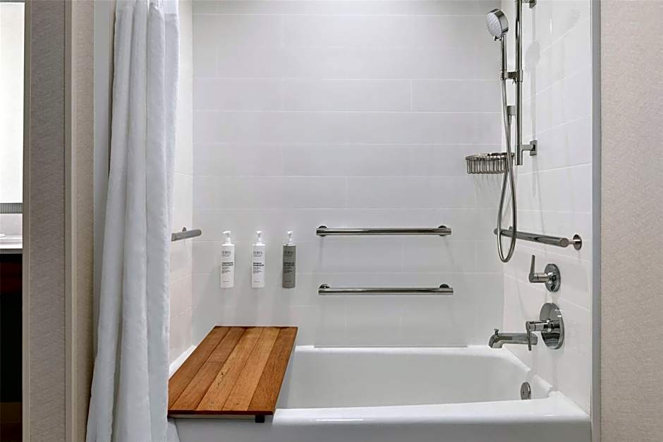 Hilton Garden Inn Riverhead