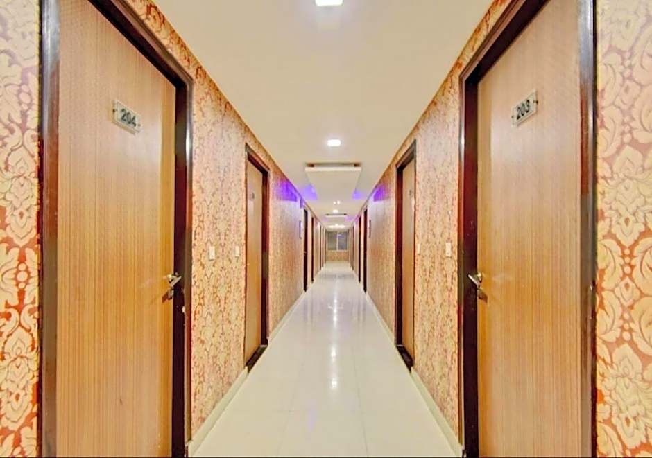 Citi Club - Luxury Budget Hotel in Kanpur