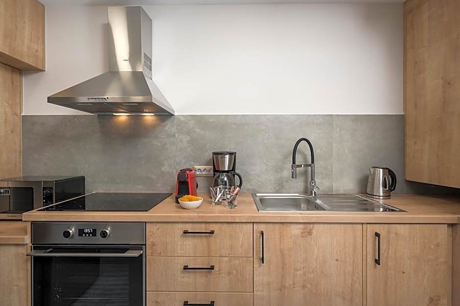 Aequor Luxury Rooms & Apartments