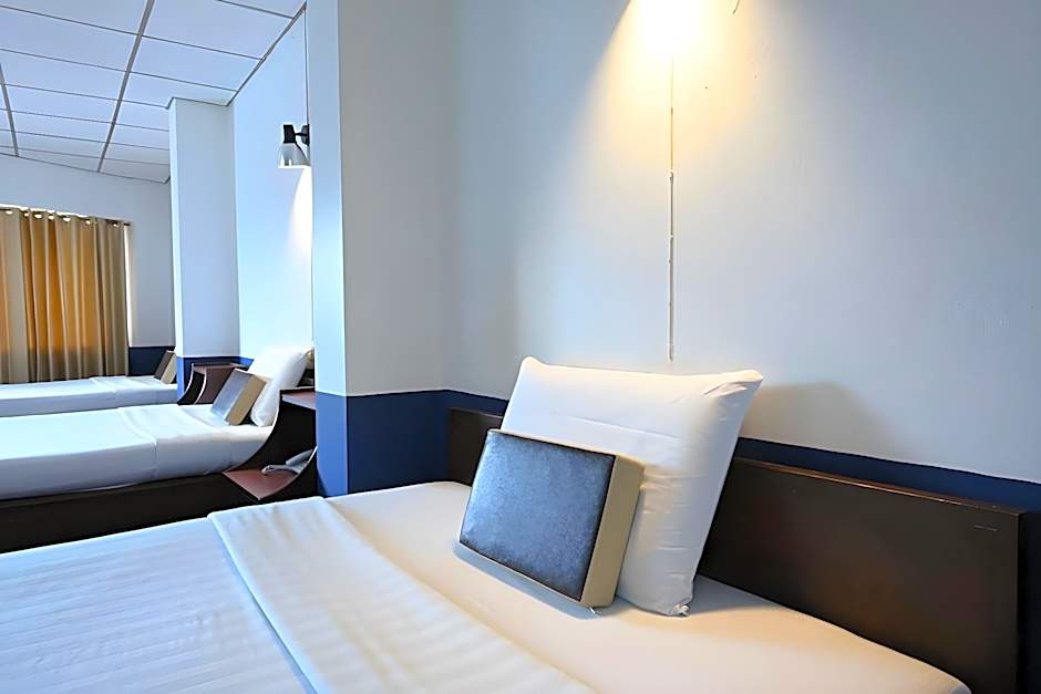 The Krungkasem Srikrung Hotel