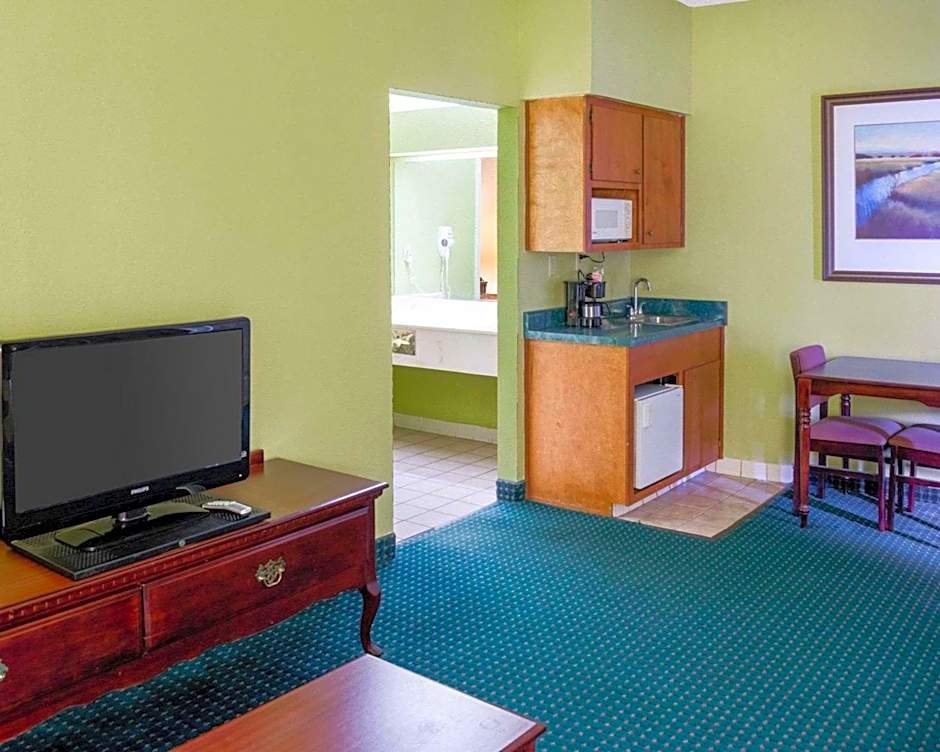 Econo Lodge Canton